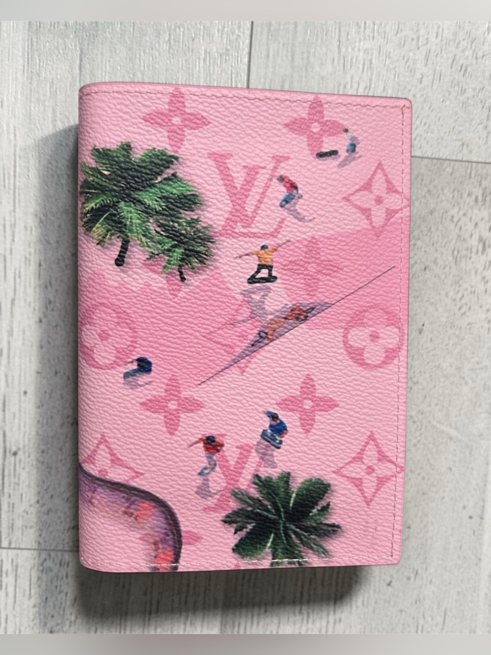 Louis Vuitton Pink Skateboard Passport Holder - Picture 2 of 4